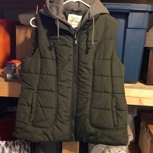 Hooded vest